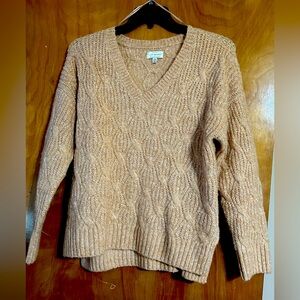 Cable Knit V-Neck Sweater - Tan